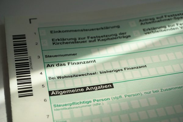 tax-return-1368168_1280